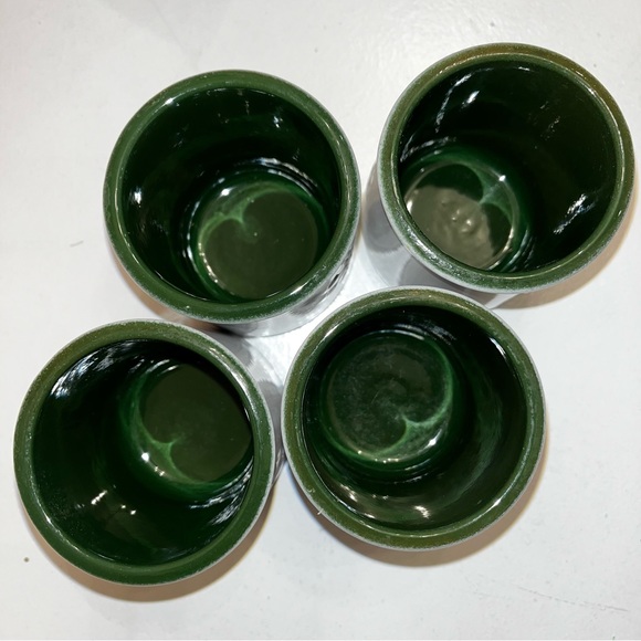 Limited Edition Snowflake White La Fermiere pots with Green (set of four) - Picture 2 of 4